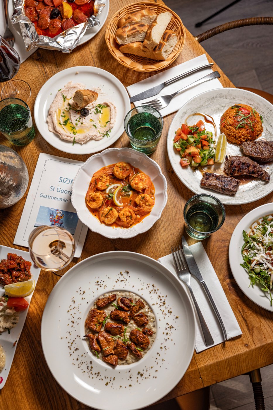 Grande tablée du Restaurant Sizin : mezze, grillades et riz pilaf